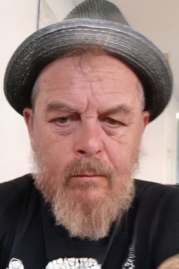 Actor Jimmy Barnatán