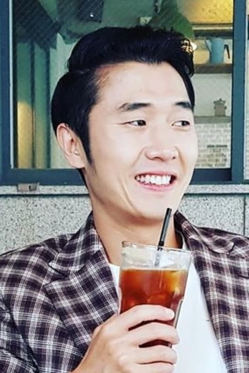 Actor Lee Sang-min