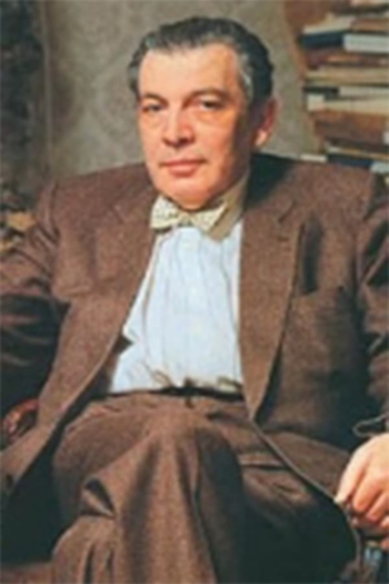 Film director Solomon Shuster