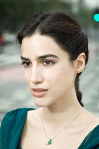 Actor Lila Azam Zanganeh