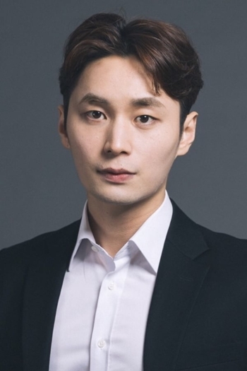 Actor Kang Bong-sung