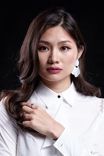 Actor Linda Chien