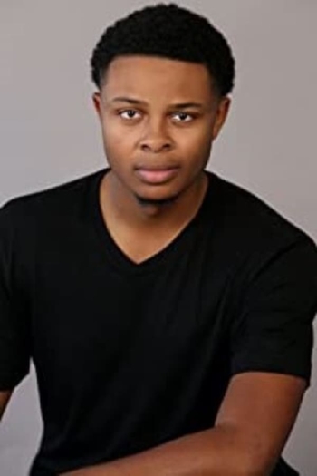Actor Noah Diggs