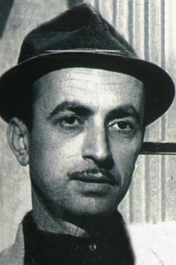 Actor Orhan Aykanat