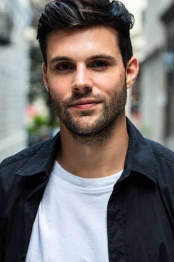 Actor Arthur Bussières Gallant