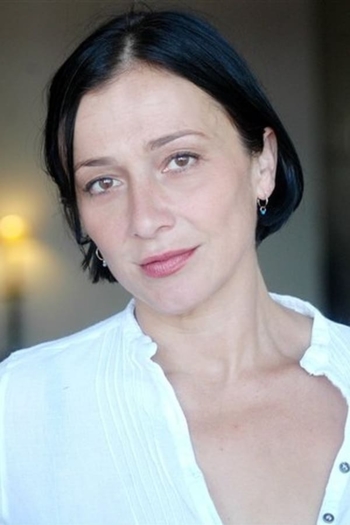 Actor Emma de Clairo