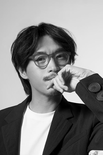 Film director Nattawut Poonpiriya