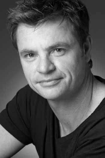 Actor Martin Lynes