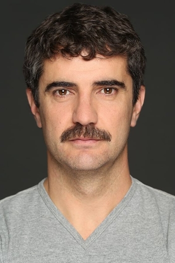 Actor Roberto Chapu