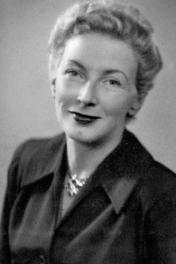 Actor Mary Hemingway