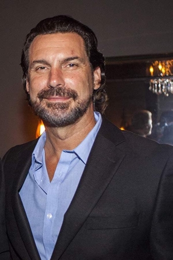 Actor Carmine Cangialosi