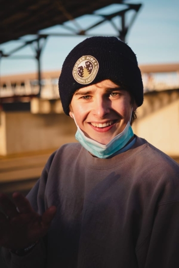 Actor Henry Phillips