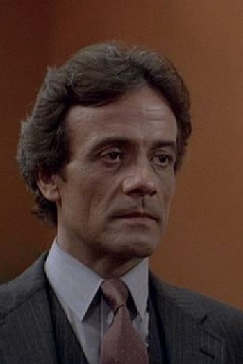 Actor Dennis Redfield