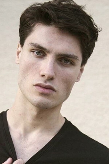 Actor Pedro Aurelian