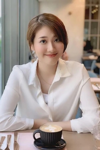Actor Gloria Tang