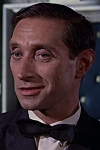 Actor Vladek Sheybal