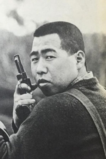 Actor Kan Mikami