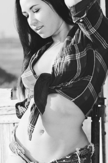 Actor Emily Alexandra Guglielmo