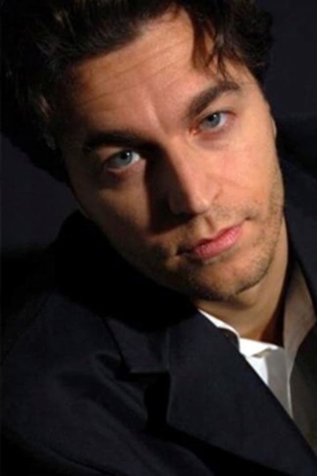 Actor Paolo Salvadeo