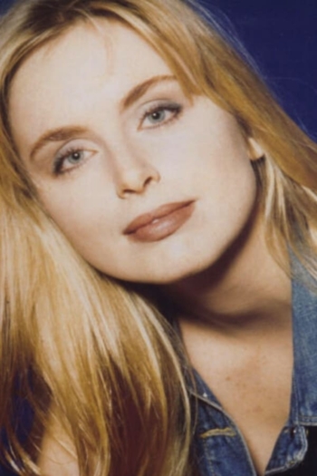 Actor Joanna Chatton