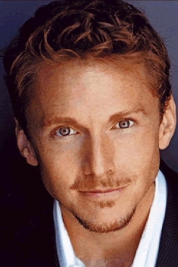 Actor Jason Danieley