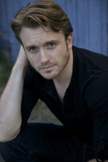 Actor James Snyder