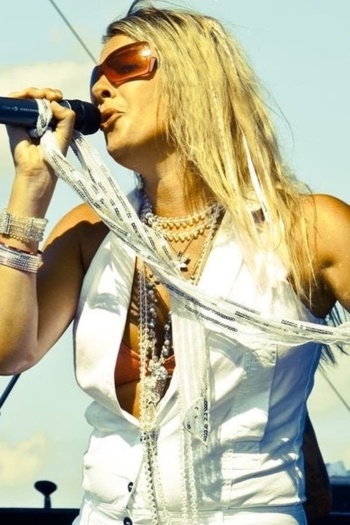 Actor Carolyn Coletti