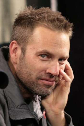 Actor William Kendall