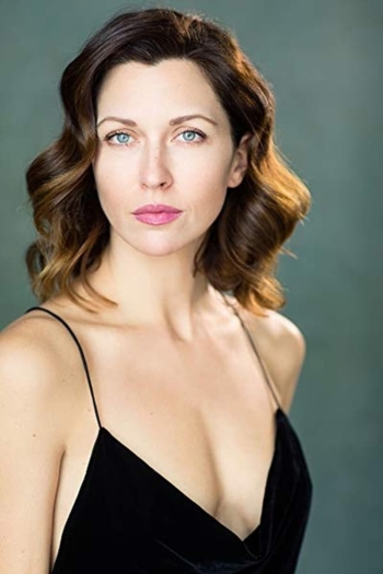 Actor Margo Stilley