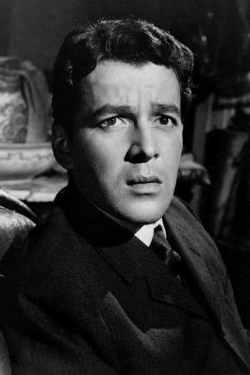 Actor Edward de Souza