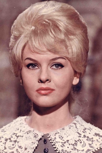 Actor Annie Anderson