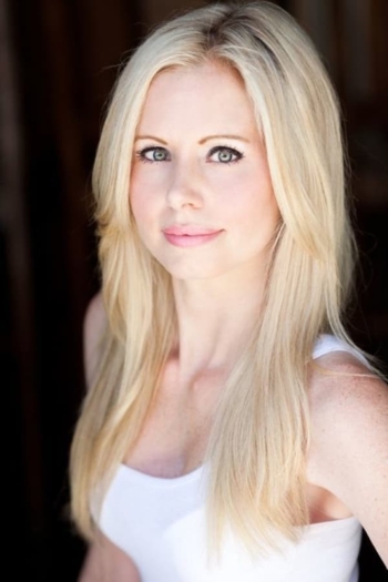 Actor Michelle Lenhardt