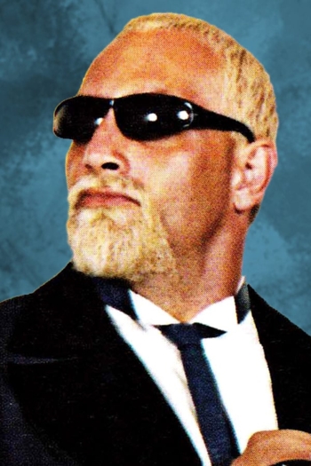 Actor Paul Ellering