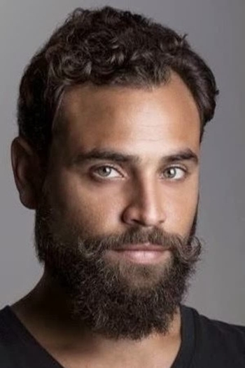 Actor Oscar Guerrero