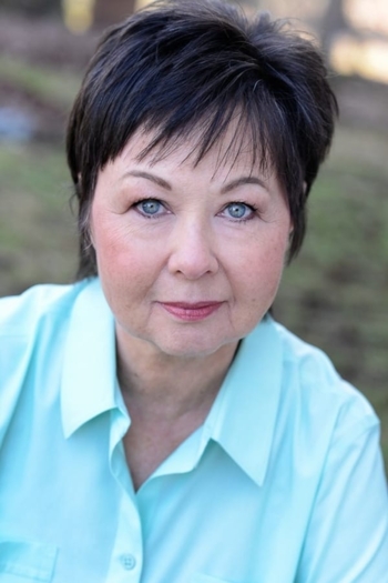 Actor Karen Beyer