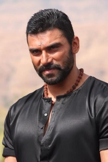 Actor Nikitin Dheer