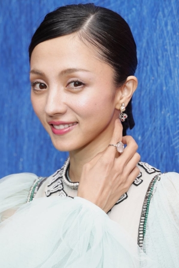 Actor Hikari Mitsushima