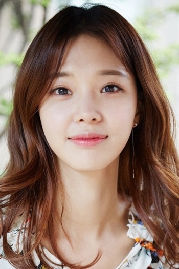 Actor Lim Se-mi