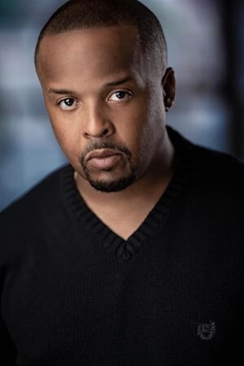 Actor DeJuan Guy