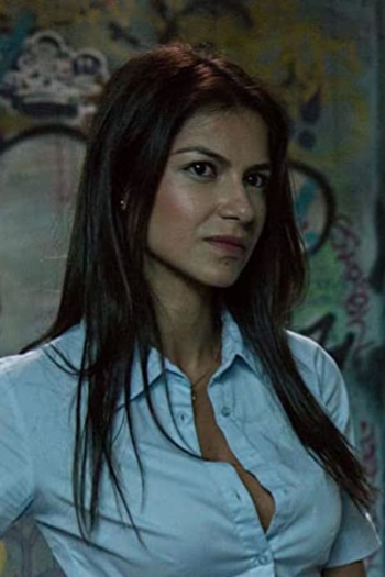 Actor Catalina Denis