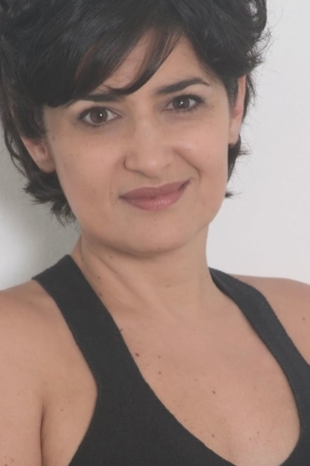 Actor Inez Viana