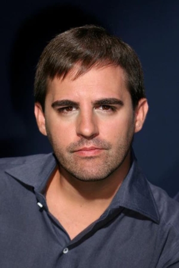 Actor Roberto Orci