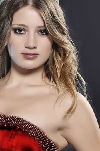 Actor Gizem Karaca