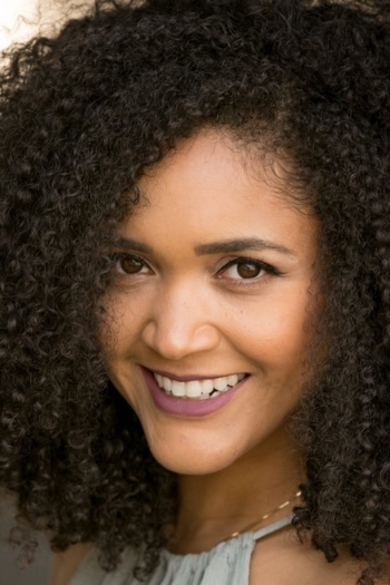 Actor Cindy Fernandez-Nixon