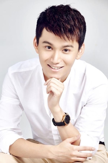 Actor Ding Yujia