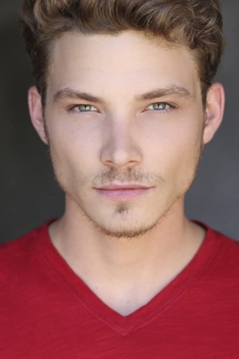 Actor Chris Schellenger