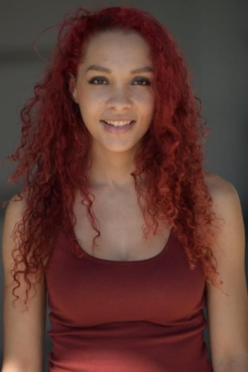 Actor Kayla Dixon