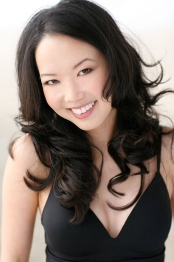 Actor Elizabeth Jayne Hong