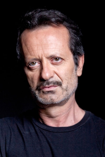 Actor Rocco Papaleo