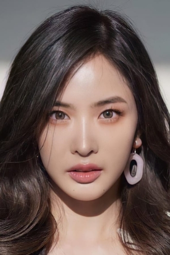 Actor Lapassalan Jiravechsoontornkul